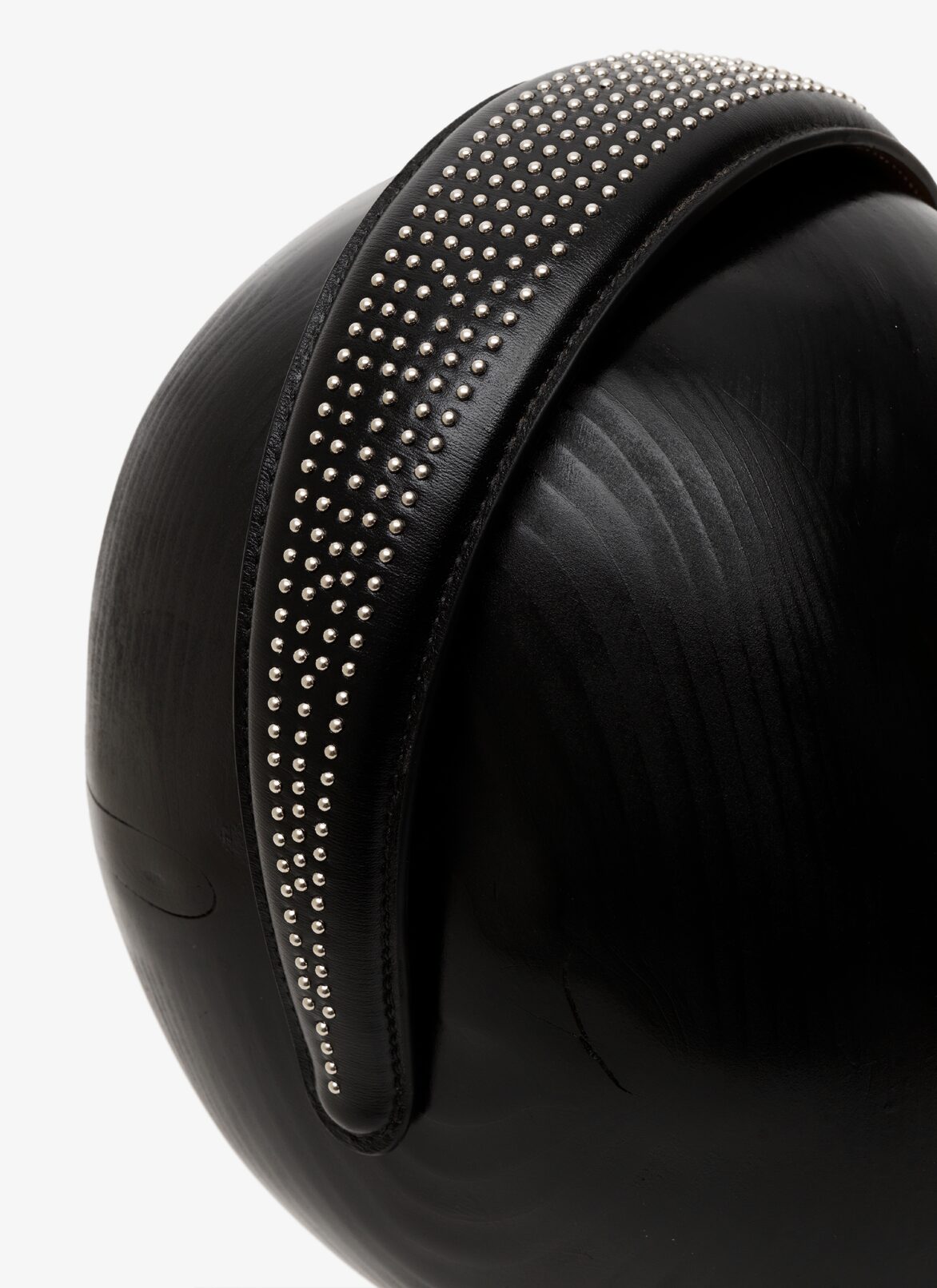 MICRO-STUDDED LEATHER HEADBAND ALAÏA BLACK MICRO-STUDDED LEATHER HEADBAND